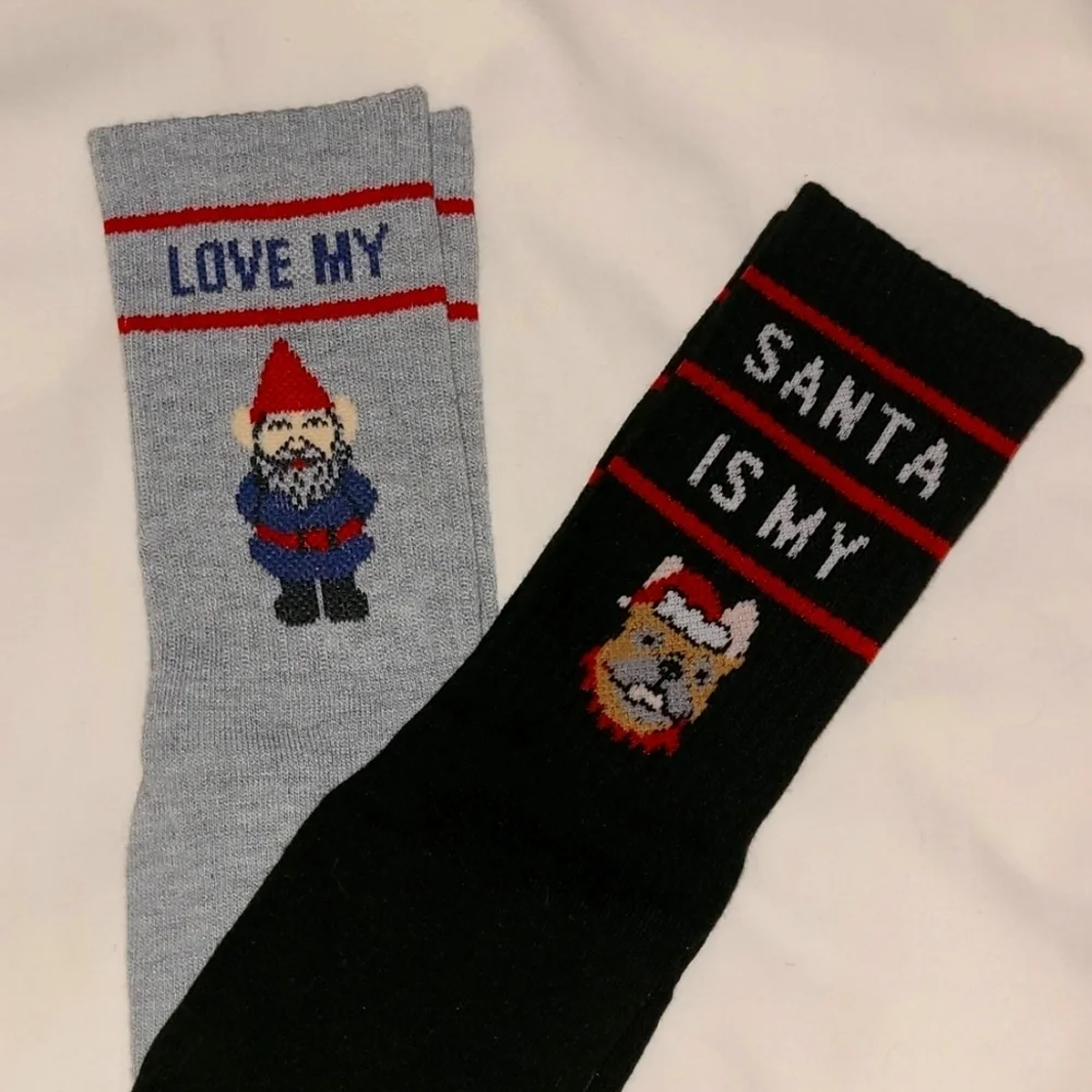 NWT* PJ Salvage* Plush Socks* Holiday Theme* 2 pr* 1 Gray/ 1 Black